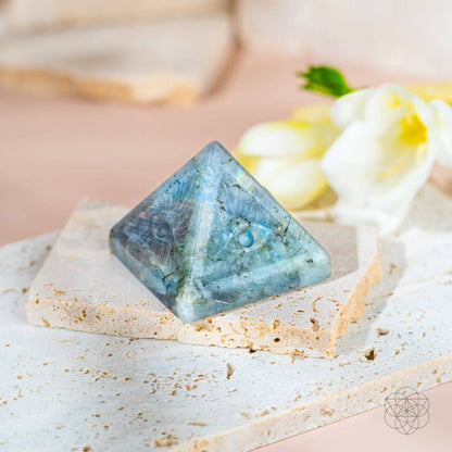 All Seeing Eye - Crystal Carved Pyramid of Ancient Wisdom – Crystal Heart