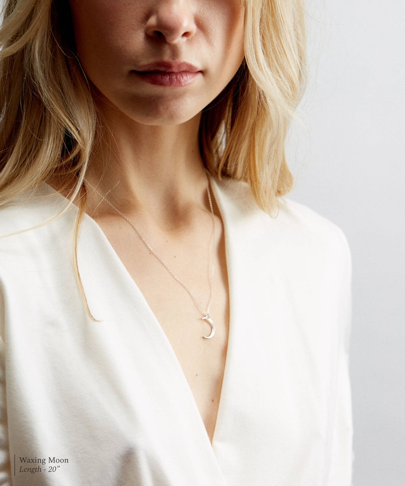 MOON PHASE NECKLACE – Silver Crescent Moon