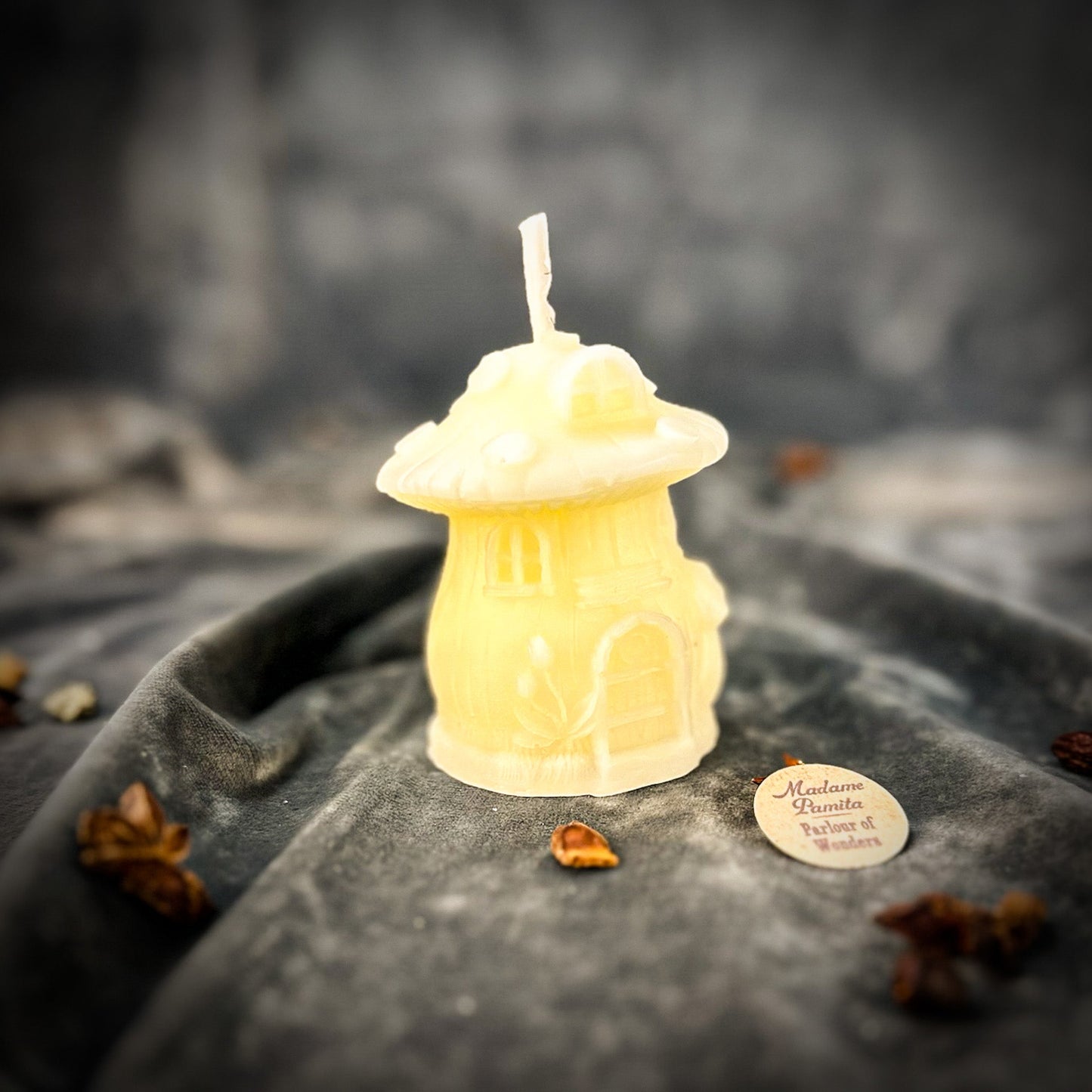 Cleansing Candle Spell Kit - Mushroom Fairy Hut – White (Blessings) Candle Spell Kit