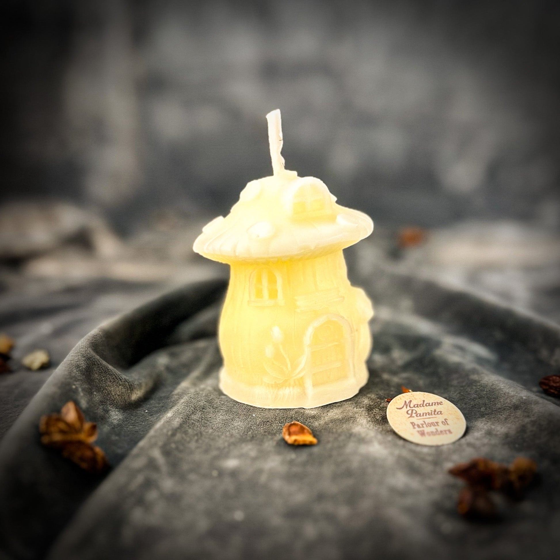 Cleansing Candle Spell Kit - Mushroom Fairy Hut – White (Blessings) Candle Spell Kit