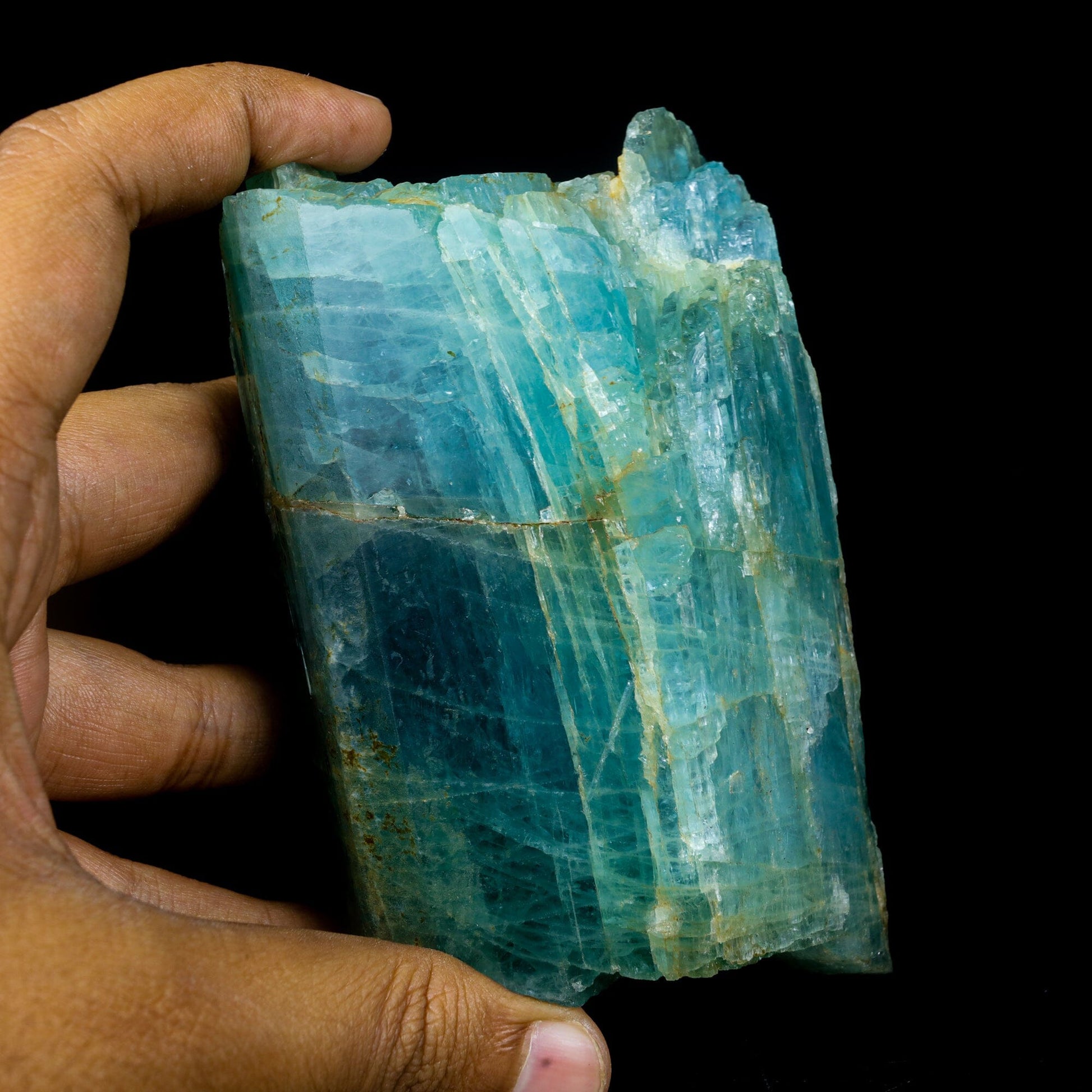 Blue Beryl var. Aquamarine Natural Mineral Specimen – Apohyllite