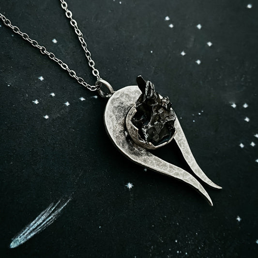 Comet Necklace with Authentic Meteorite – Metal Chain Necklace