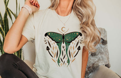 Green Moth Celestial - Comfort Colors Tshirt – T-Shirt