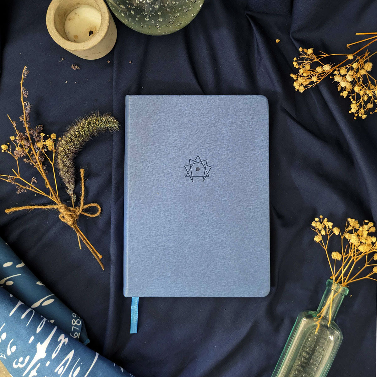 Cerulean Divination Diary – Journal