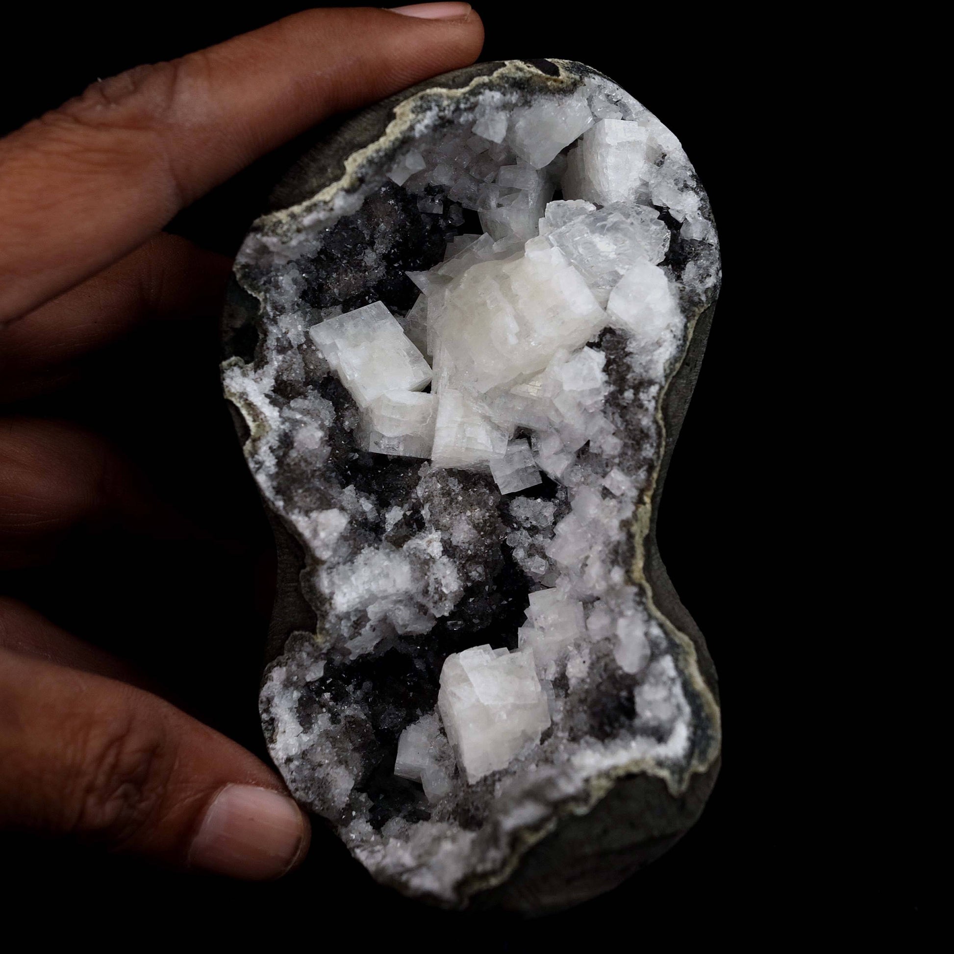 Chabazite Pesudeo Crystals inside Chalcedony Vug Natural Mineral Specimen # B 4661 – Chabazite