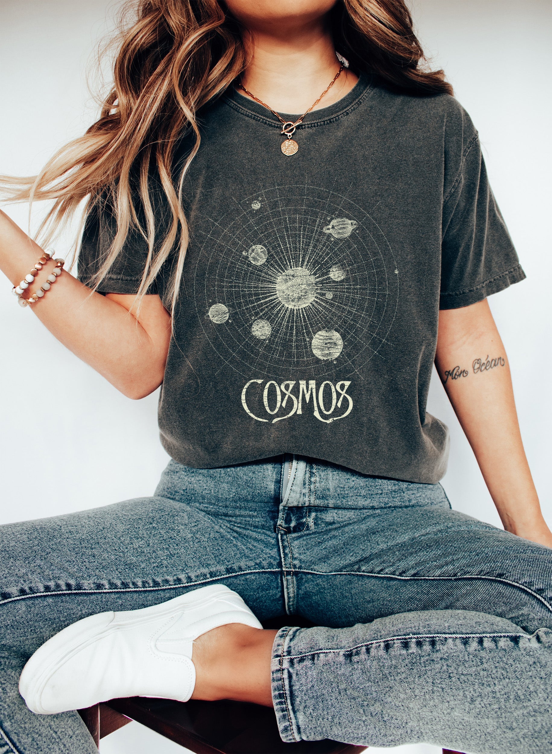 Cosmos & Planets - Comfort Colors Tshirt – T-Shirt