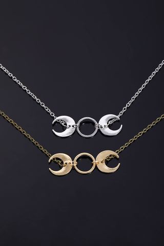 CRESCENT NECKLACE –