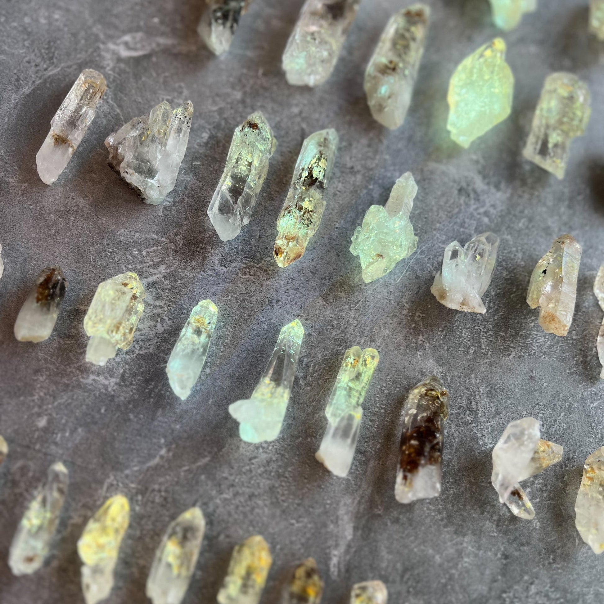 Firefly Petroleum Quartz – Rare Fluorescent Crystal Specimens from Madagascar –