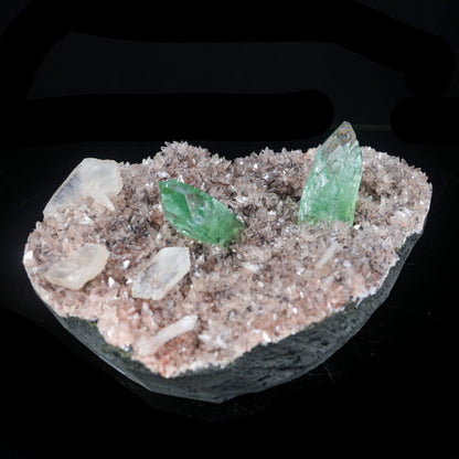 Green Apophyllite sharp terminated Natural Mineral Specimen – Apohyllite