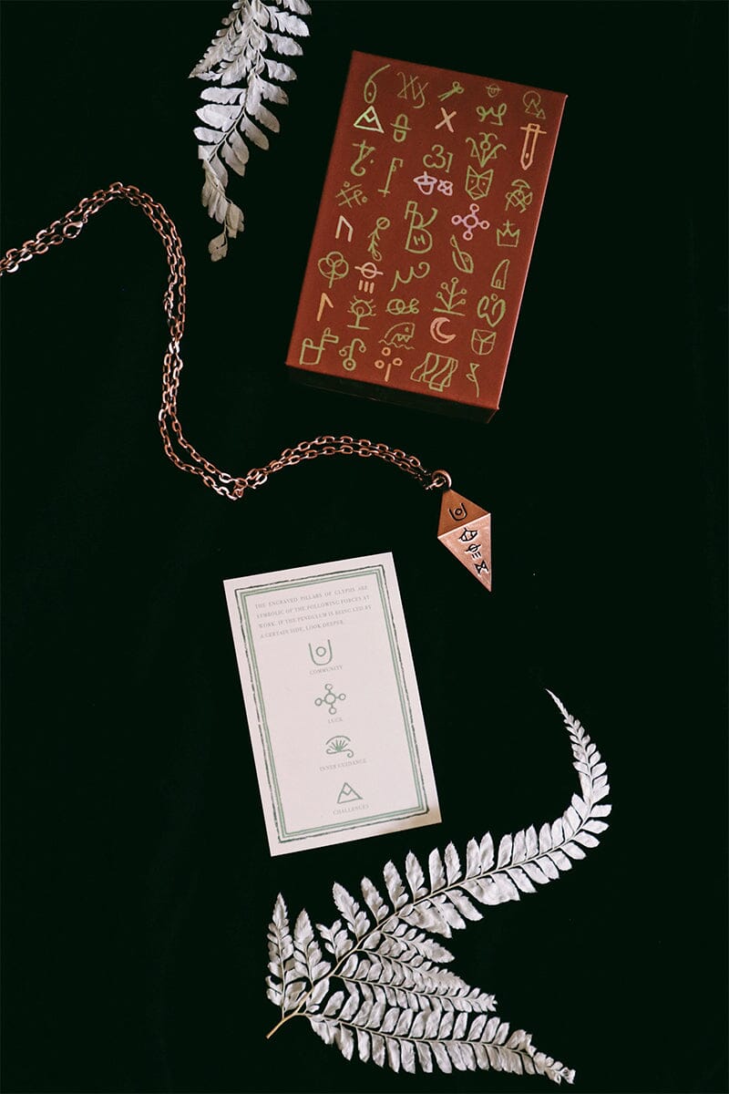 Green Glyphs Pendulum – Pendulum