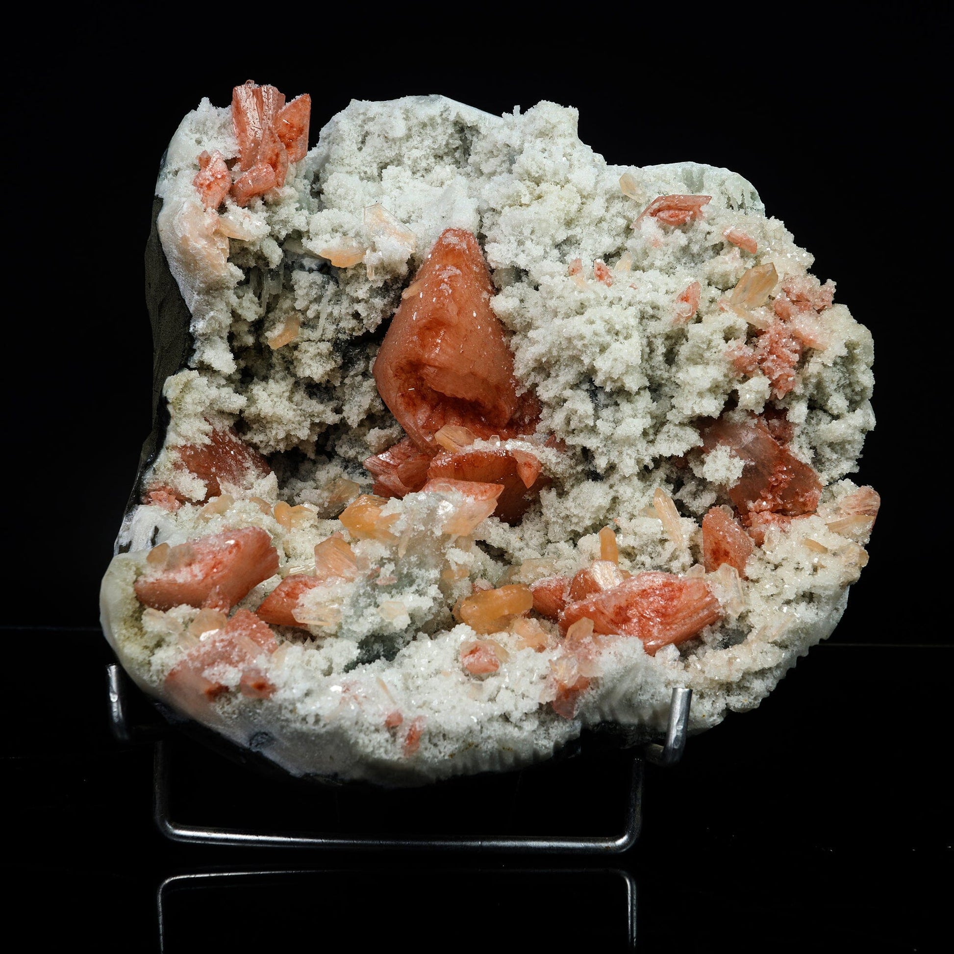 Heulandite with Chalcedony 5" - Jalgaon India – Heulandite