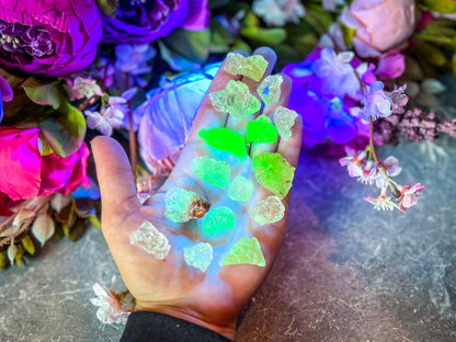 Hyalite Opal, also known as Kryptonite, Water Opal, Water Stone, Fluorescent Minerals – 4.00-4.99 grams