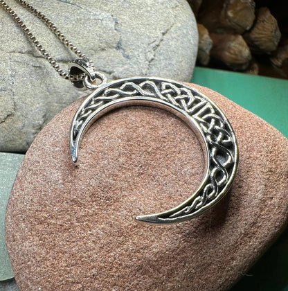Celtic Knot Moon Necklace – Pendant