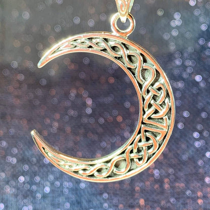 Celtic Knot Moon Necklace – Pendant