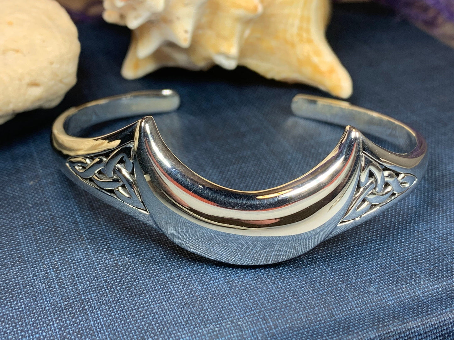 Lucina Moon Bracelet – Bracelet