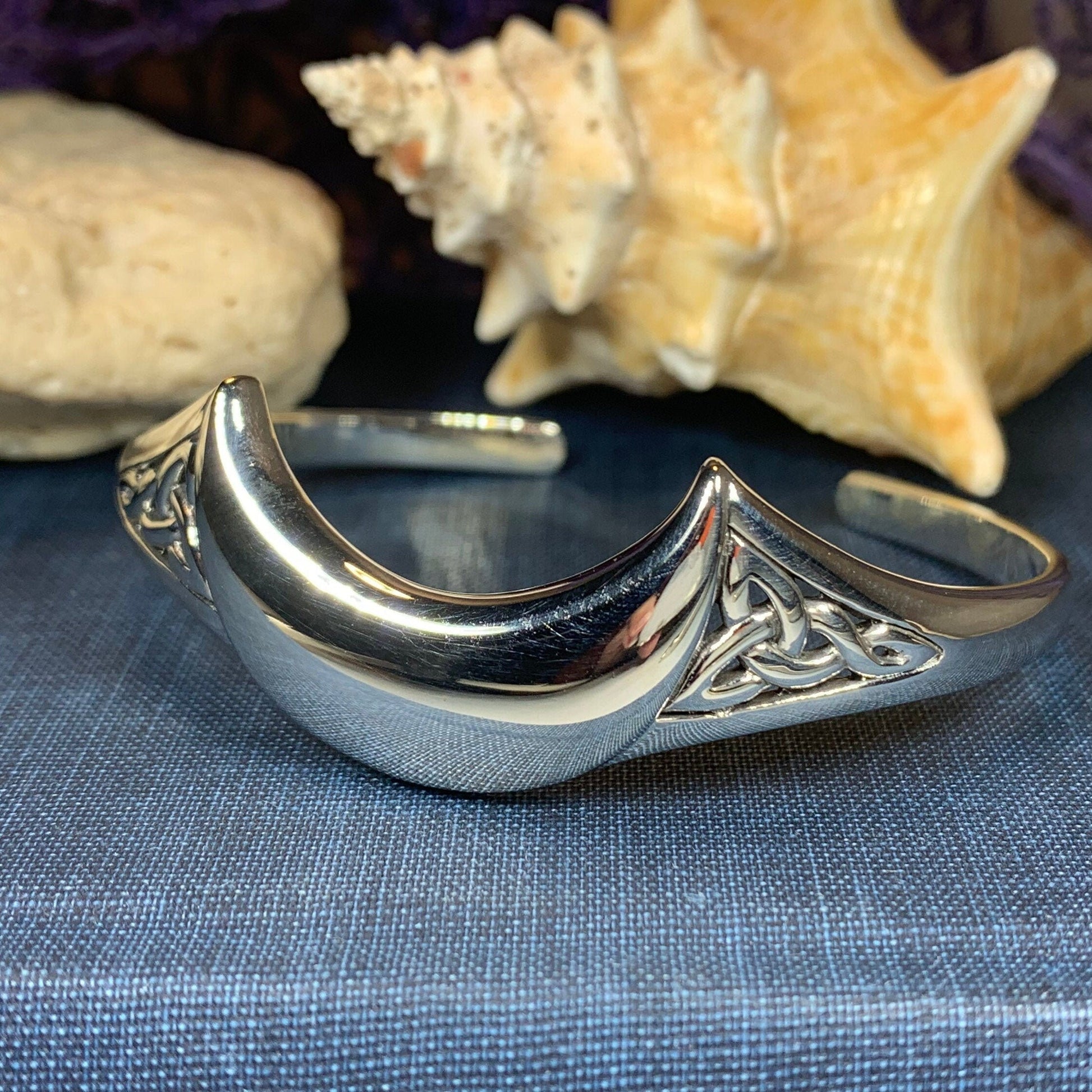 Lucina Moon Bracelet – Bracelet