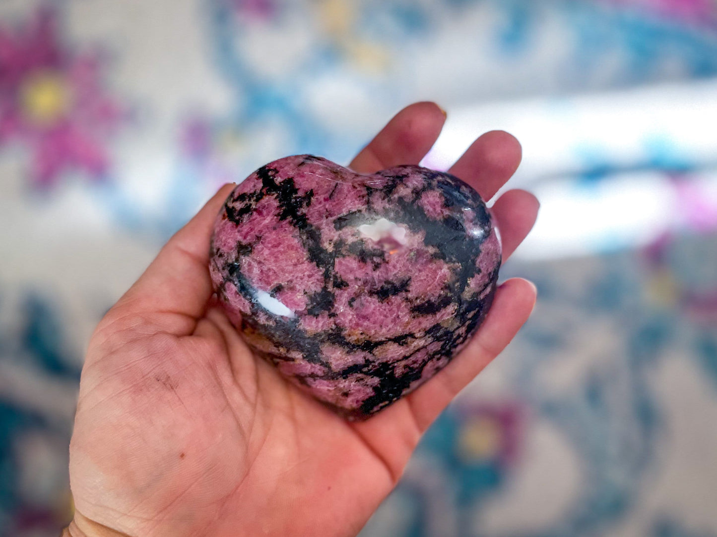 RHODONITE heart – 301-350g