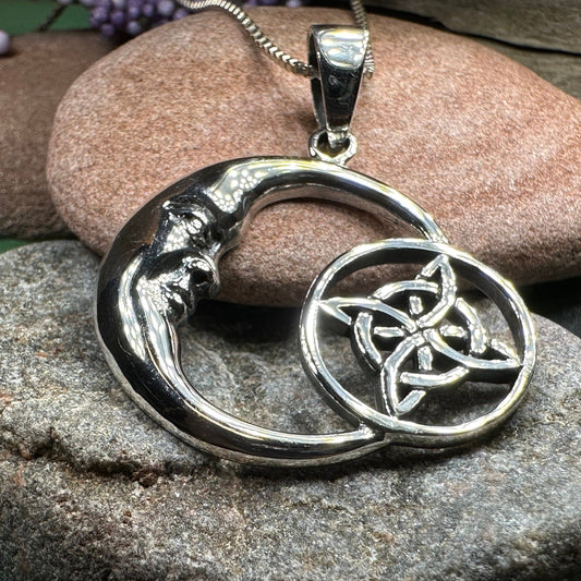 Nightdreamer Crescent Moon Necklace