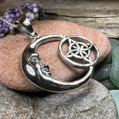 Nightdreamer Crescent Moon Necklace