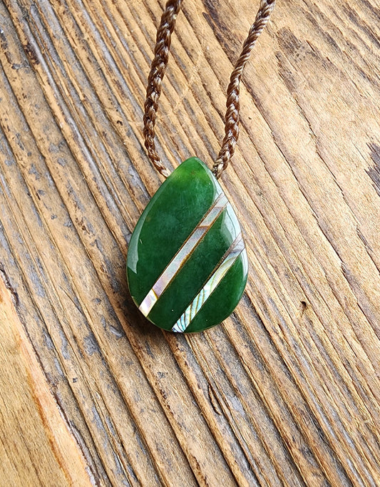Canadian Nephrite Jade Teardrop Pendant with Abalone –