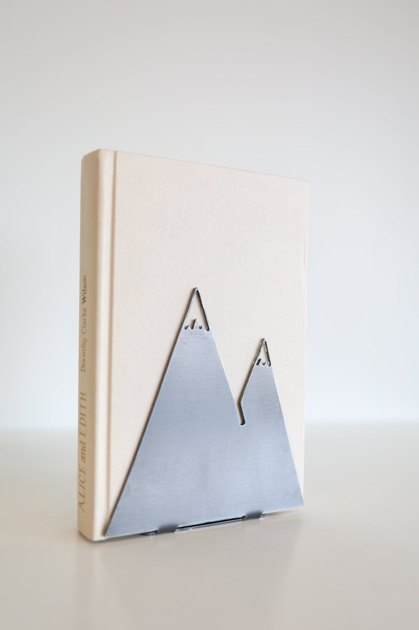 Mountain Bookend –
