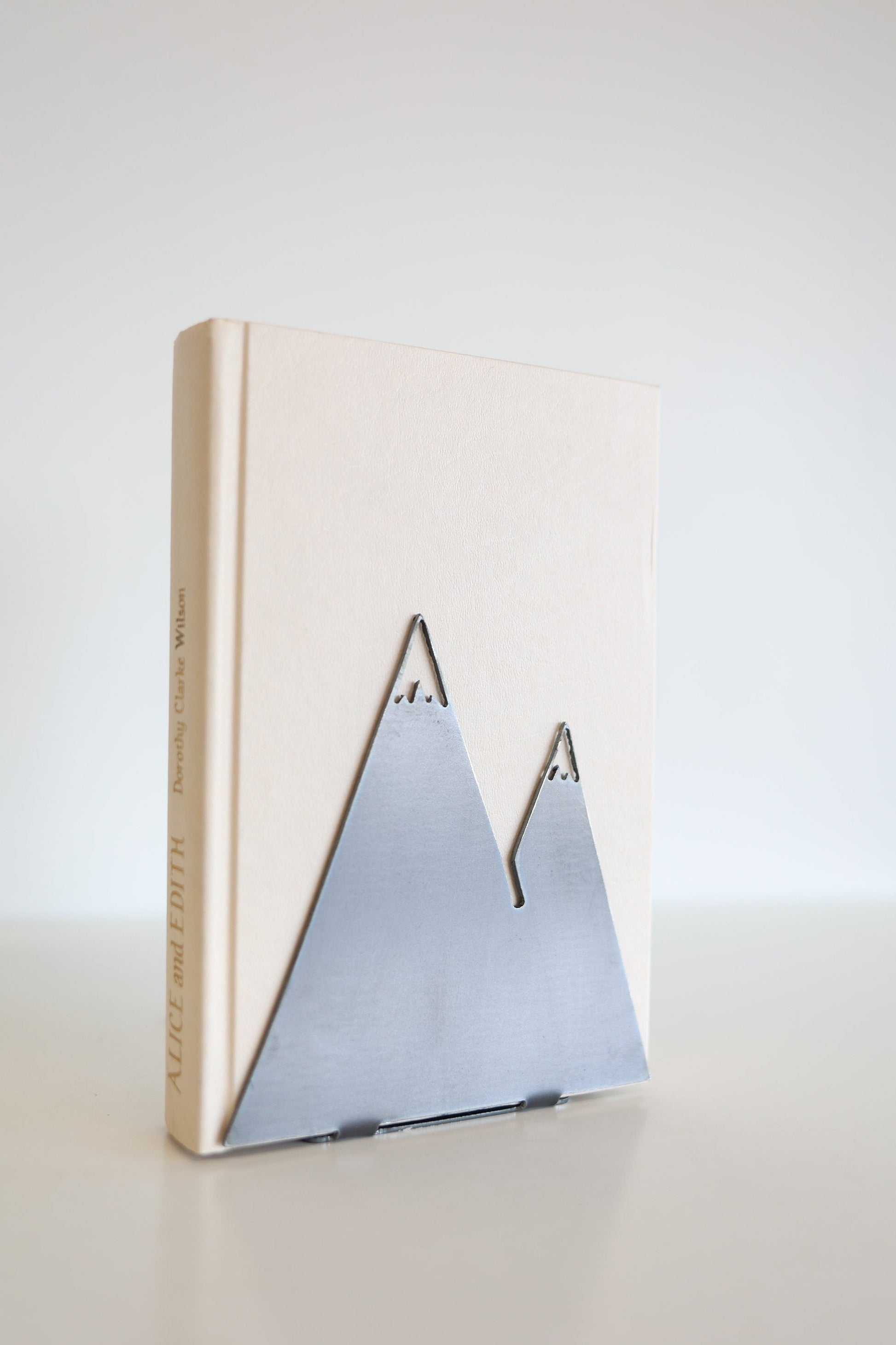 Mountain Bookend –