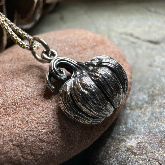 Realistic Autumn Pumpkin Necklace – Pendant