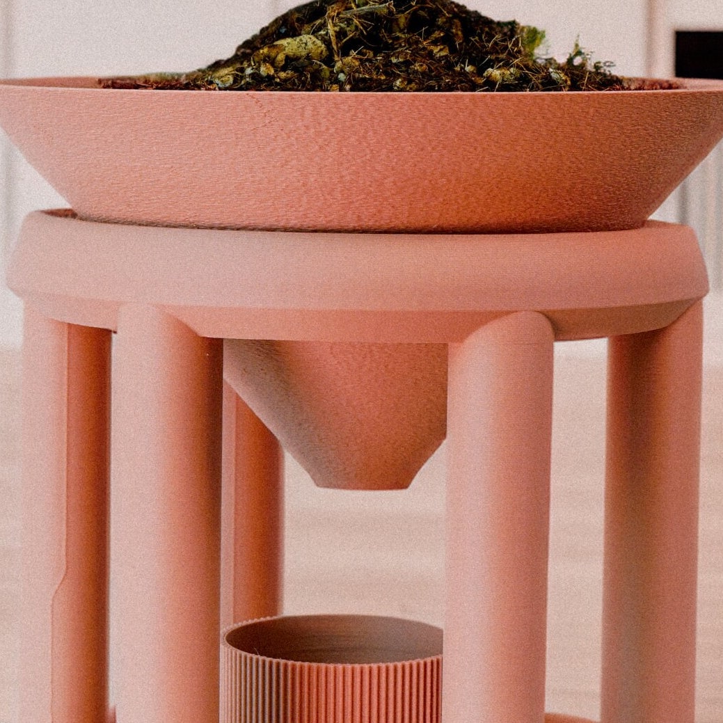 Conduit Plant Stand with Planter & Catch – Pots & Planters