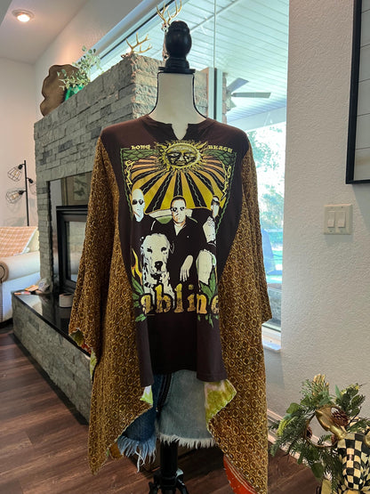 Upcycled Sublime Band Tee - Boho Kantha Sleeve Top – Upcycled