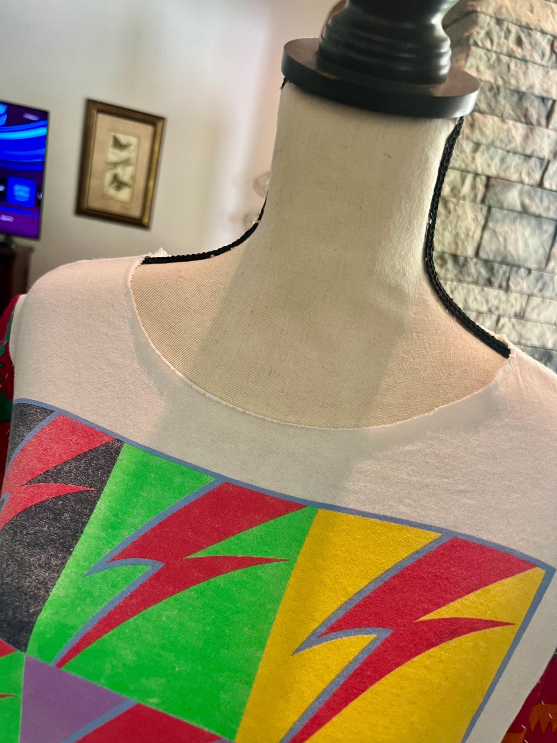 David Bowie Upcycled Tee | Kantha Sleeve Crop Top – Upcycled