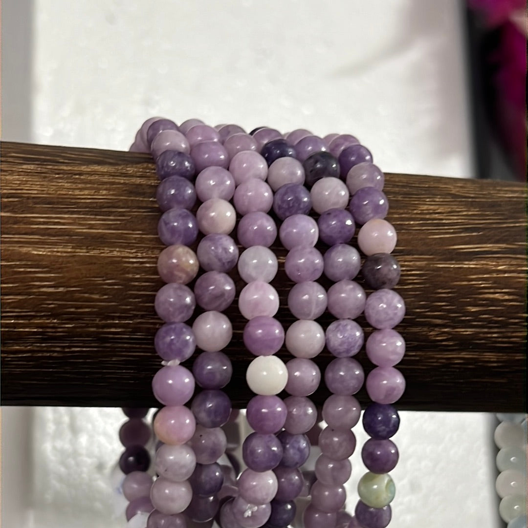 Lepidolite Crystal Bracelet - knowledge & healing