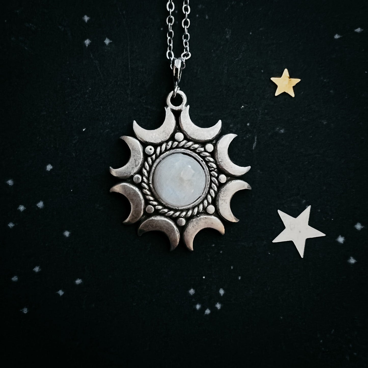 Lunar Witch Necklace - Rainbow Moonstone Pendant – Silver Tone Necklace