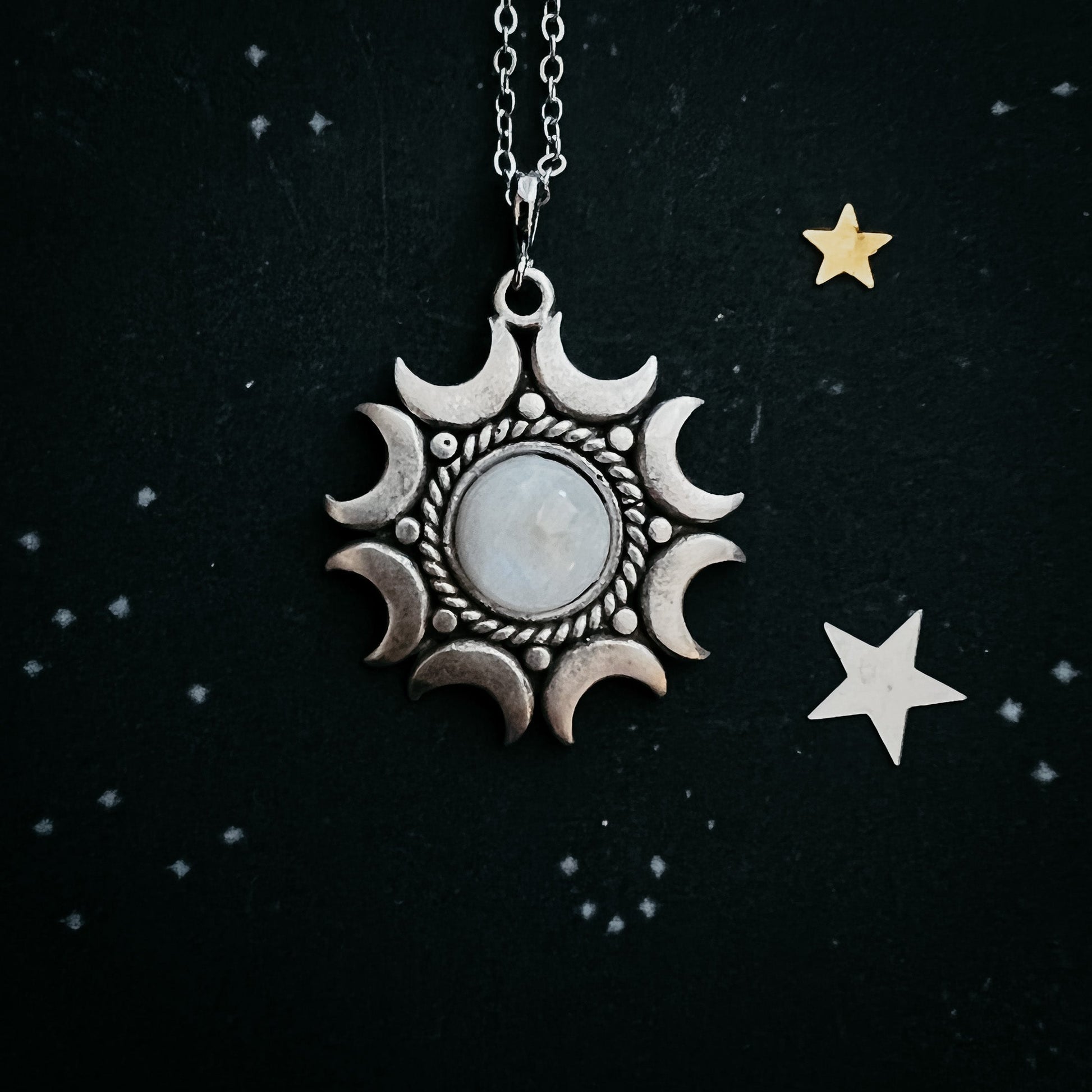 Lunar Witch Necklace - Rainbow Moonstone Pendant – Silver Tone Necklace