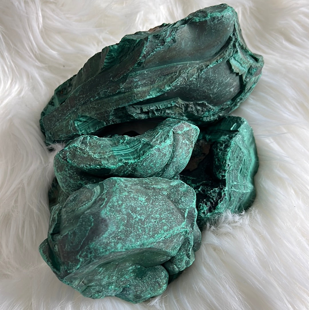 Raw Green Malachite - Pure healing stone