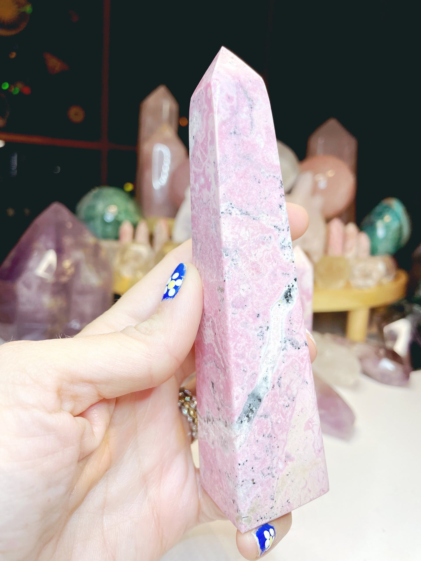 Rhodonite Obelisk –