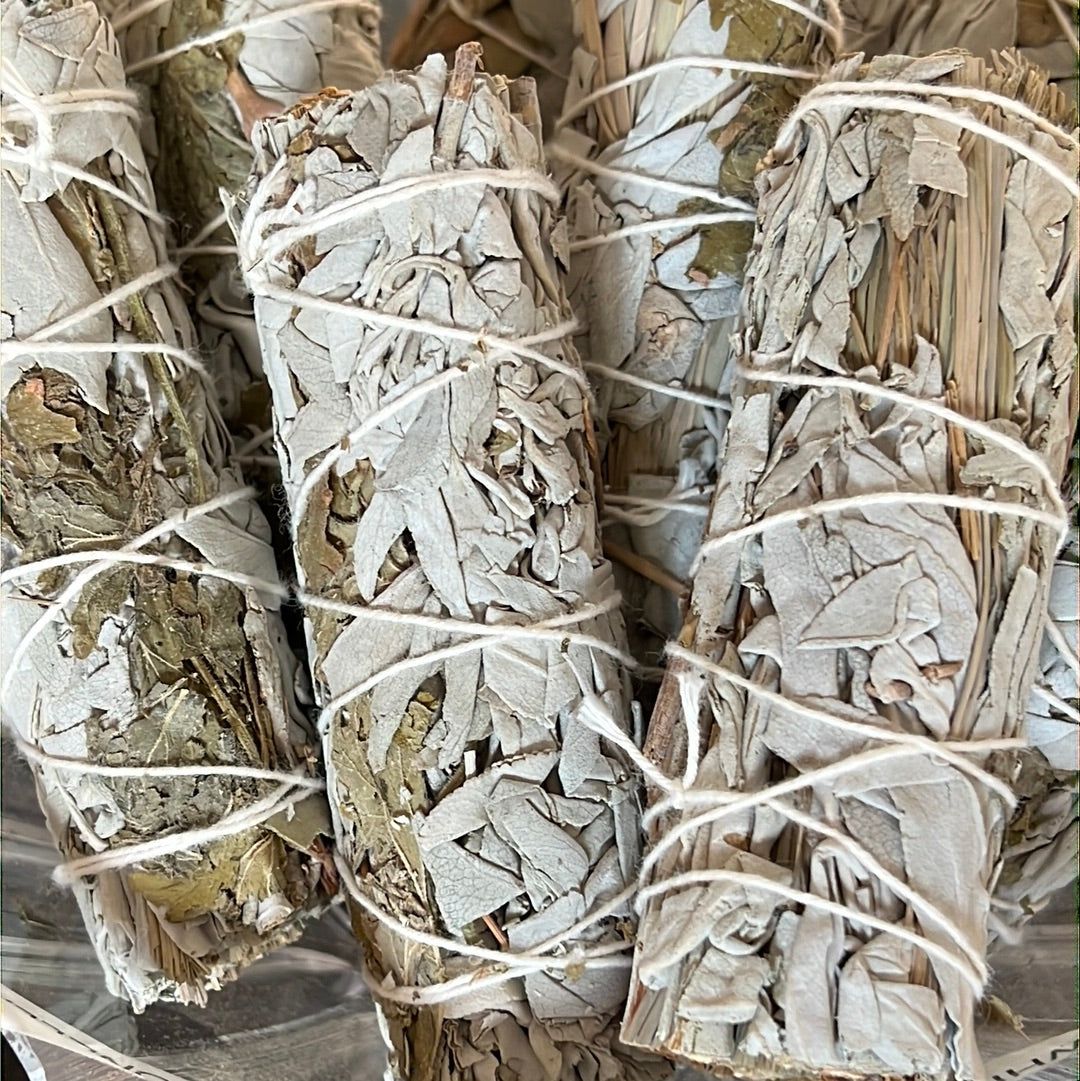 White Sage, Lemongrass & Citronella Smudge Bundles – 4" - Native-Owned, Sustainably Harvested