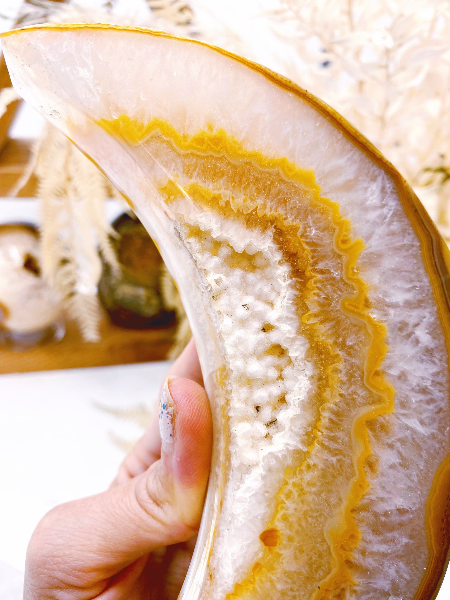 Druzy Agate Moon –