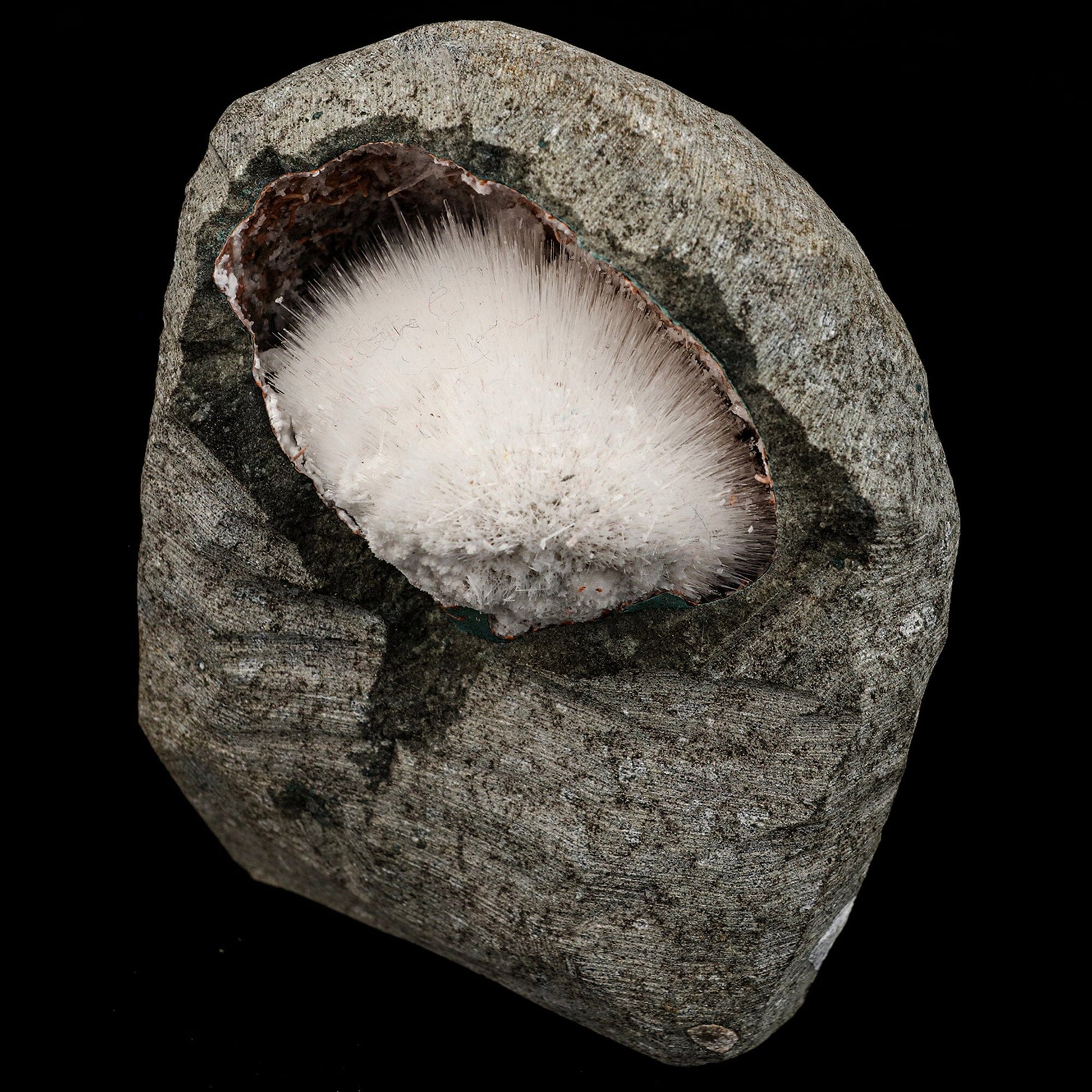 Mesolite Inside MM Quartz Geode Natural Mineral Specimen # B 6591 – Mesolite