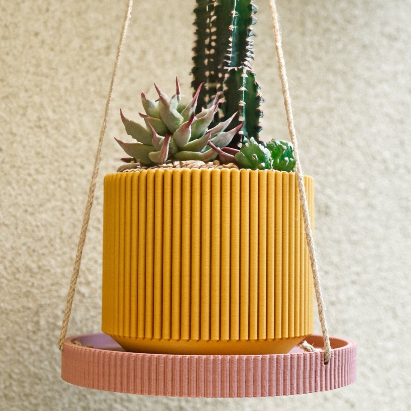 Mid-Century Ribbed Planter | 3D Printed Modern Plant Pot – Pots & Planters