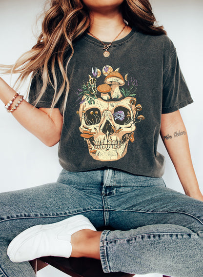 Skull Mushrooms Moon Phases - Comfort Colors Tshirt