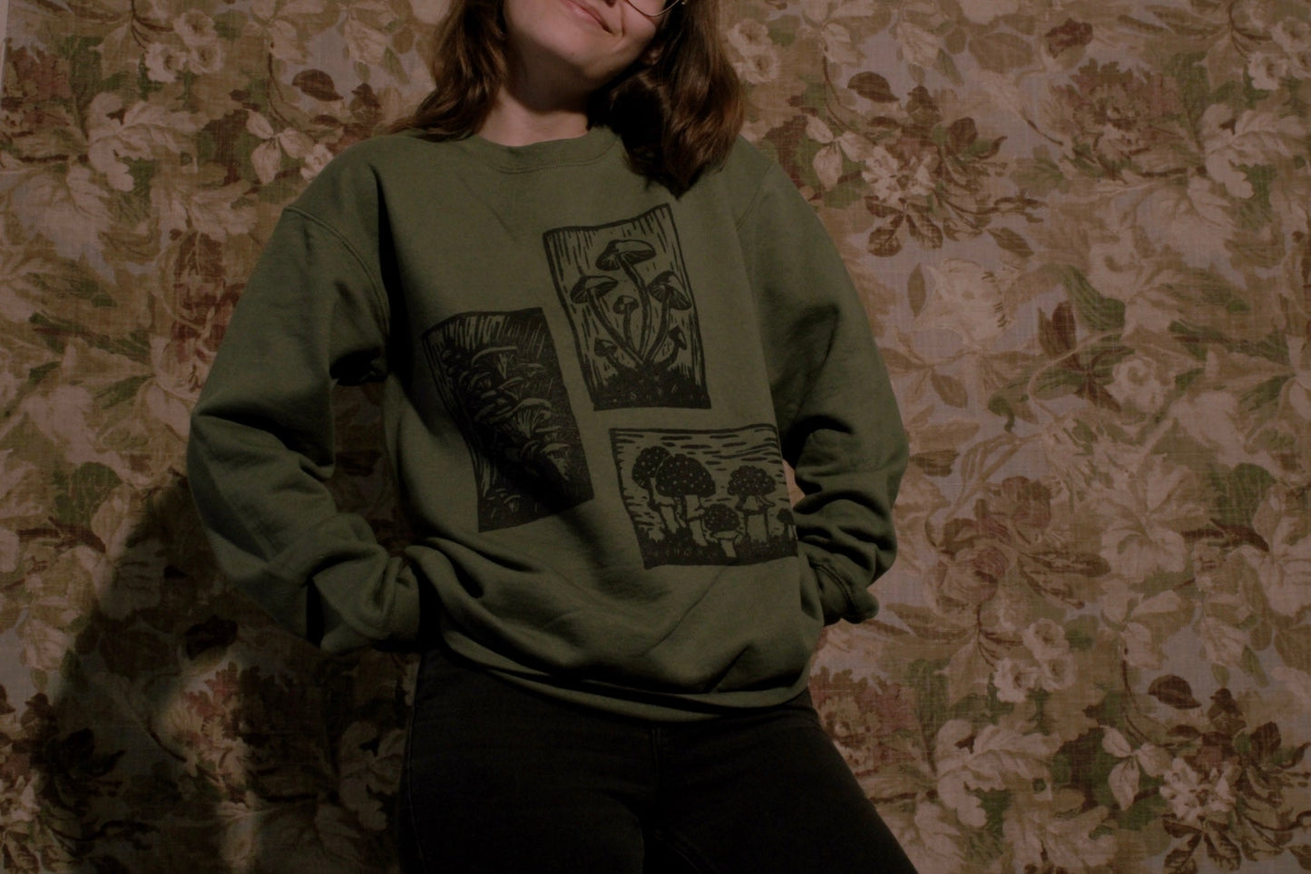 Mushroom Sweater – Cozy Unisex Pullover with Nature-Inspired Design