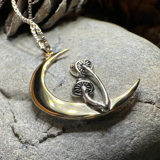 Moonlit Mushroom Necklace – Pendant