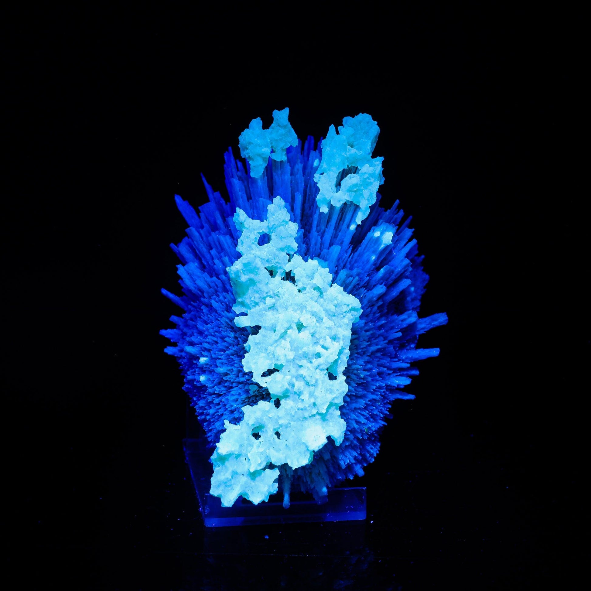 New Find Calcite Layer on Mordenite Natural Mineral Specimen – Mordenite