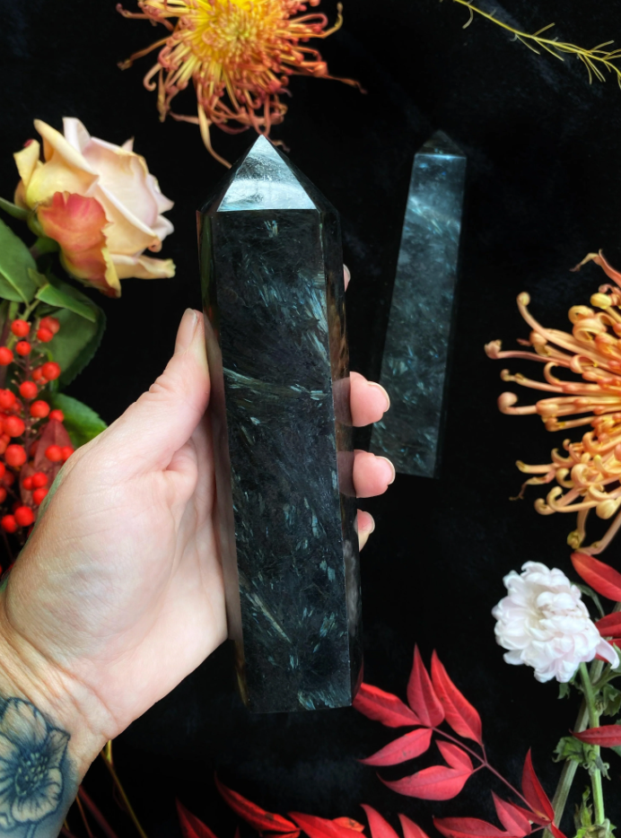 Astrophyllite Tower - XXL - 3.8 lbs!