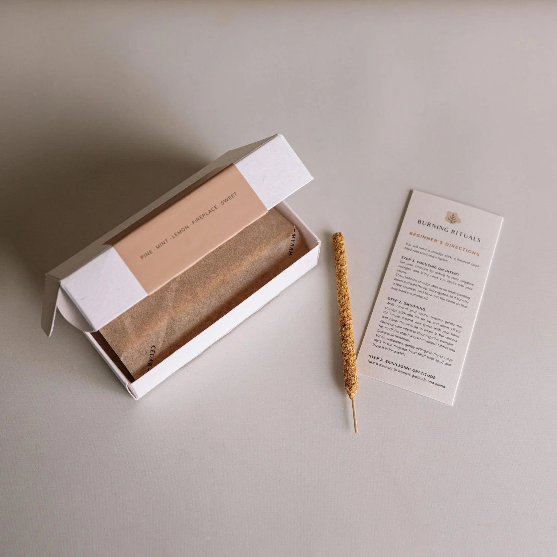 Palo Santo Incense Sticks – 30 Mini Hand-Rolled Sticks from Peru (4.2") – Incense