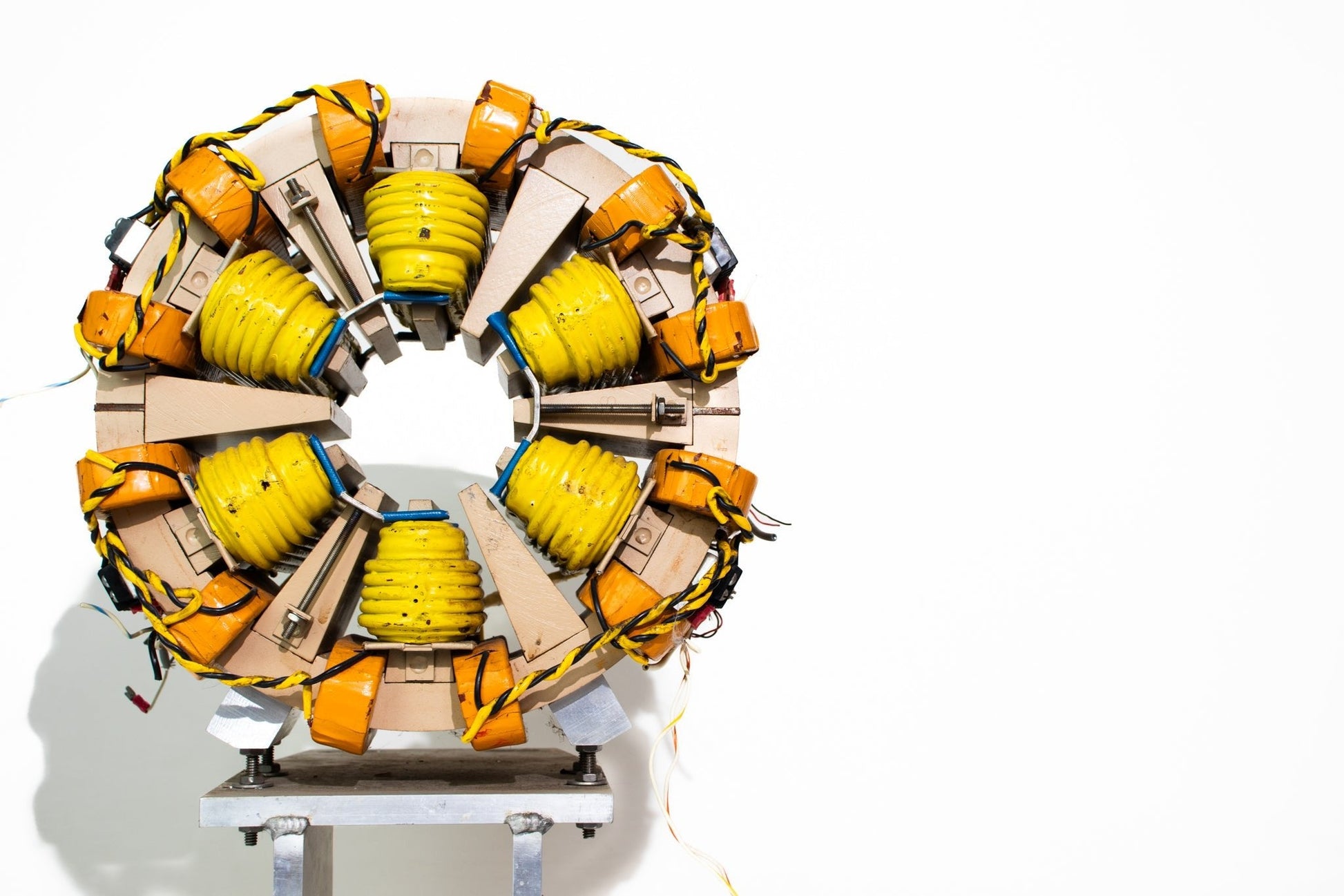 Aladdin Synchrotron Cooling Coil - Accelerator Part – Historic Artifacts