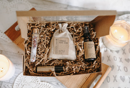 Soulistic Root Relaxation Gift Set – Pillow Mist & Bath Soaks