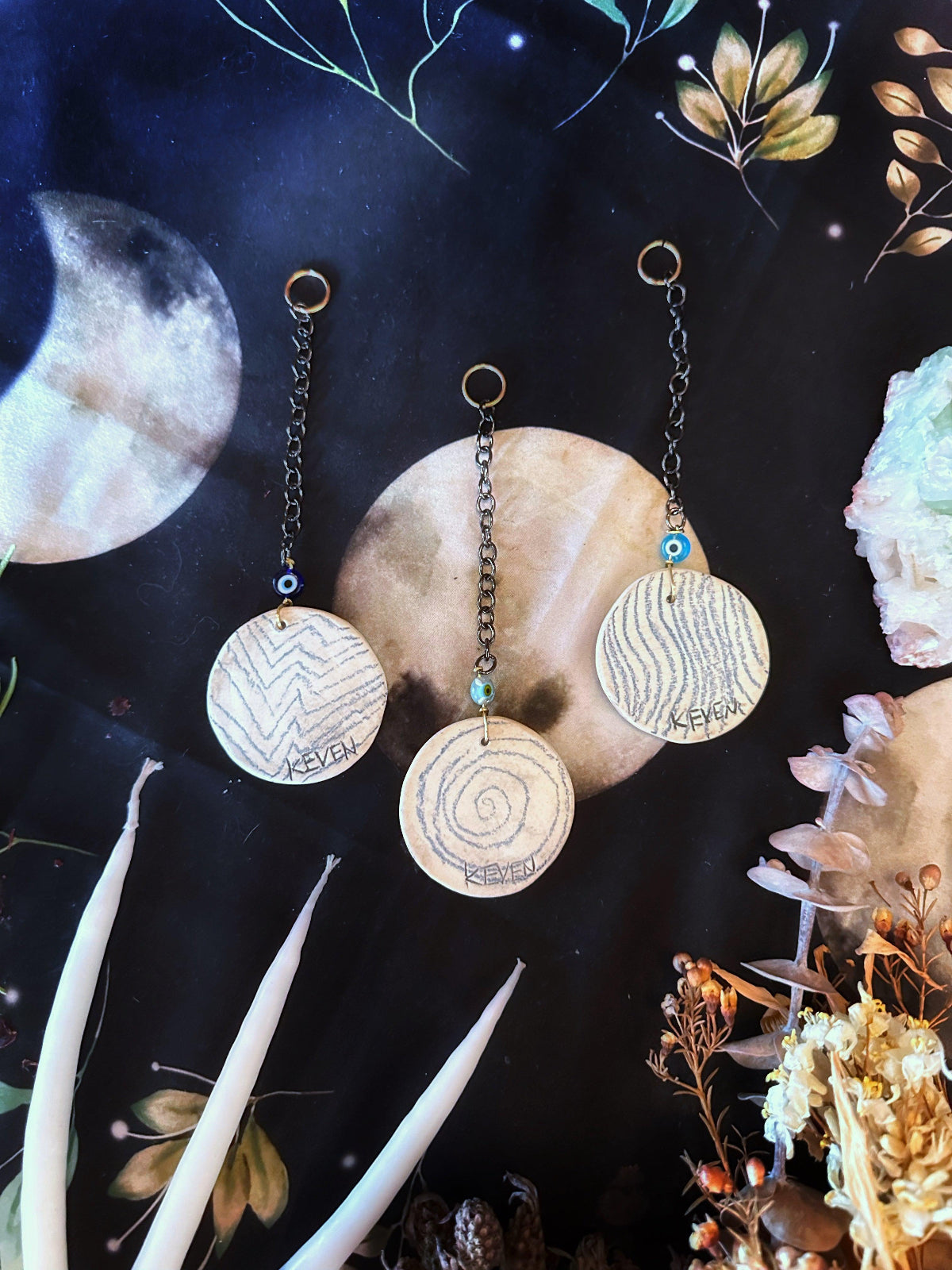 Porcelain Amulet - Porcelain Wall Ornament – Home and Hearth