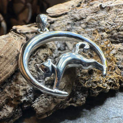 Crescent Moonrise Cat Necklace – Pendant