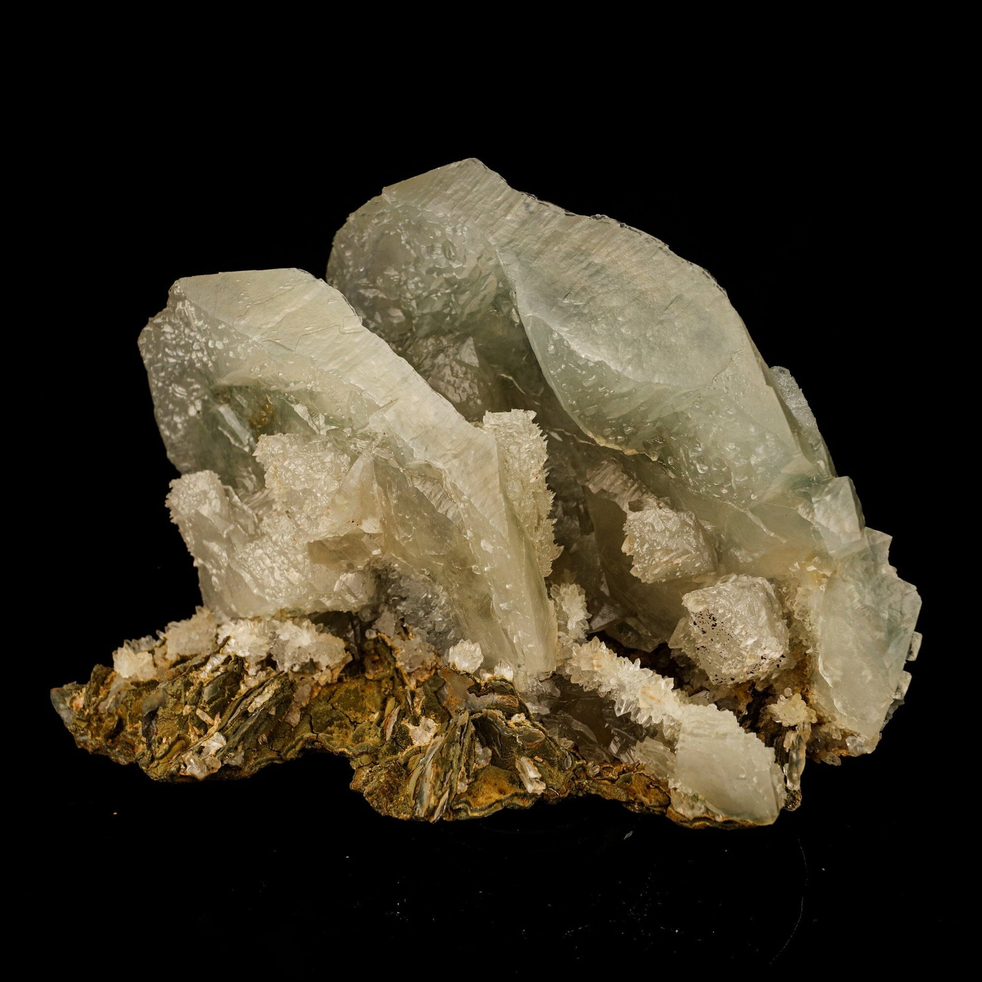 Mint Green Calcite Plate Formation 7" - Nashik India – Calcite